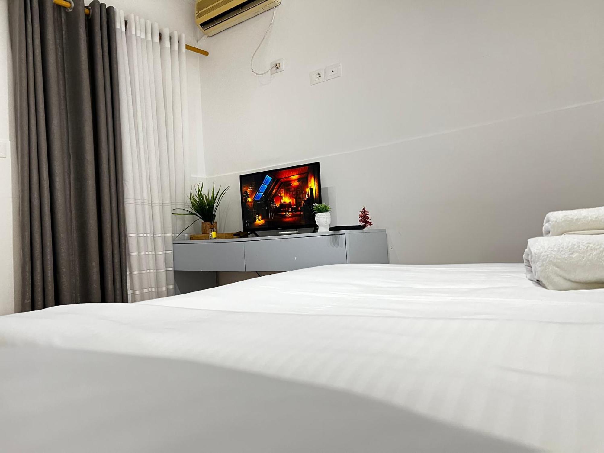 Tirana Square Hotel エクステリア 写真